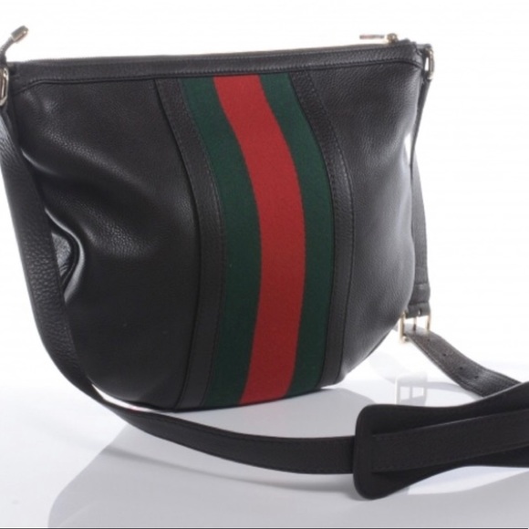 Gucci Handbags - Gucci Purse